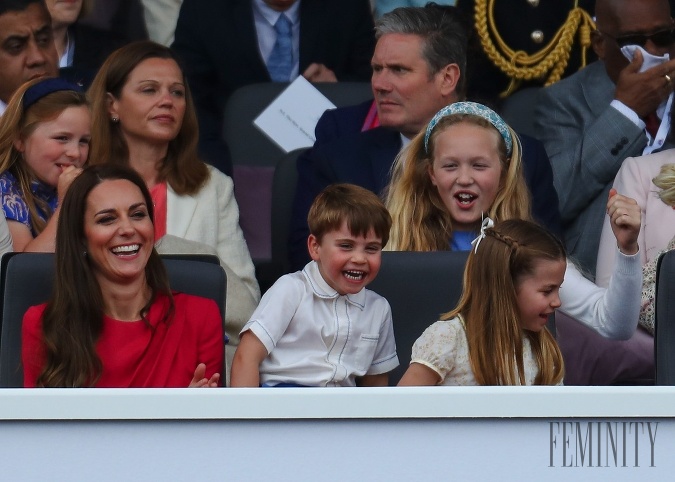 Princ Louis by sa podľa viacerých mohol tento rok zúčastniť novej vianočnej tradície svojej mamy, princeznej Kate. 